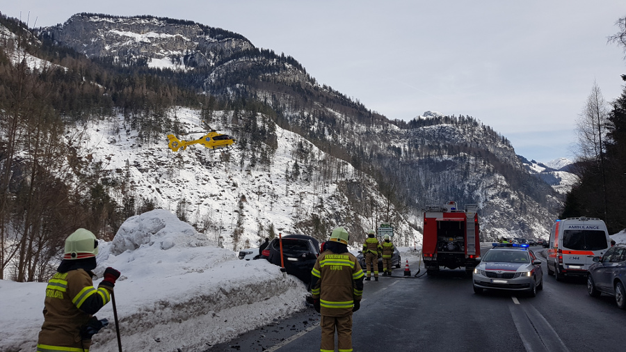 Schwerer Verkehrsunfall Obsthurn, am 07.02.2019