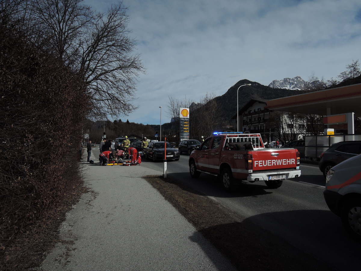 Verkehrsunfall nähe Shell Tankstelle, 4. März 2017